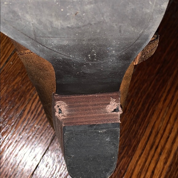 Like new brown booties - Picture 3 of 7